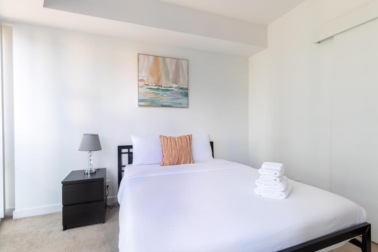 Exclusive Downtown 2Bed Suites Торонто Экстерьер фото